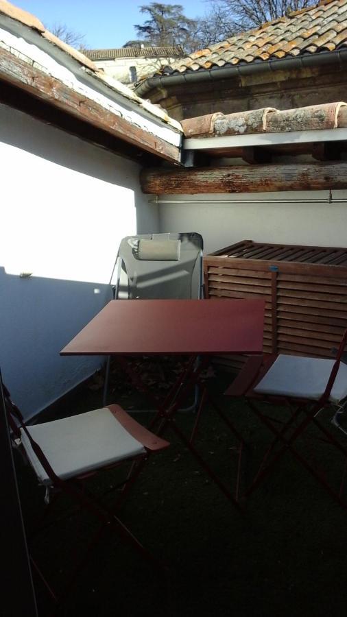 Hotel Kira Uzès Zewnętrze zdjęcie